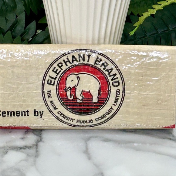 NWOT* TAVI RECYCLED FEED SACK WALLET - Picture 6 of 12